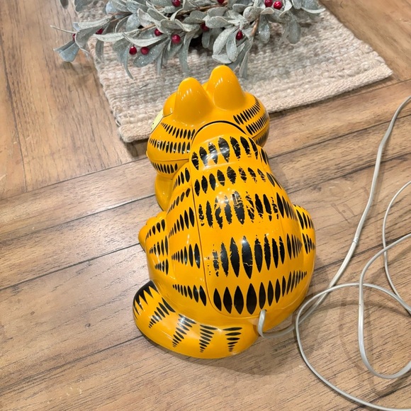 Vintage 80’s Tyco Garfield Phone, Tested, Functional and Working (except eyes) - Picture 9 of 11